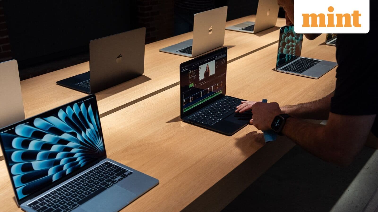 Cover image for MacBook Neo nearly doubles Apple laptop sales in India—set to cross one million this year