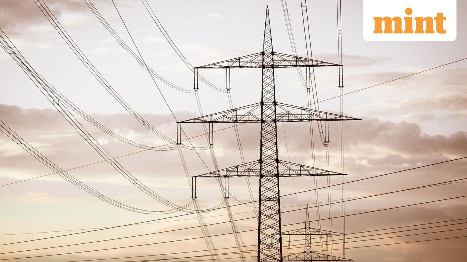 Cover image for MahaTransco said to pick Axis to lead $1 billion IPO, eyes June 2027 listing